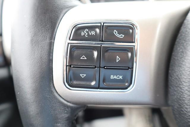 Photo of 2012 WHITE Jeep Grand Cherokee