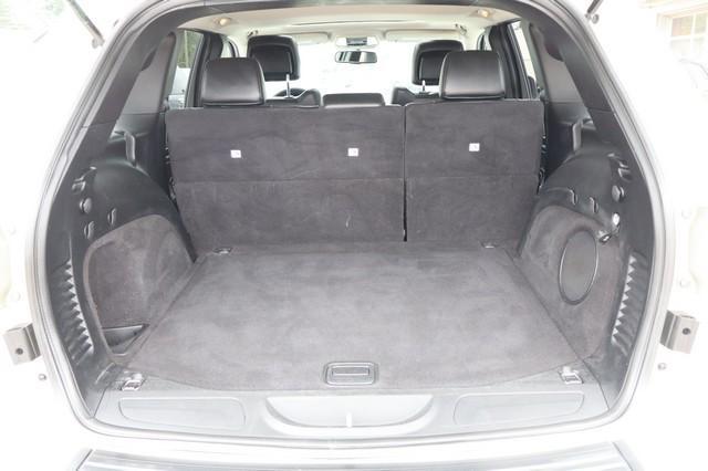 Photo of 2012 WHITE Jeep Grand Cherokee