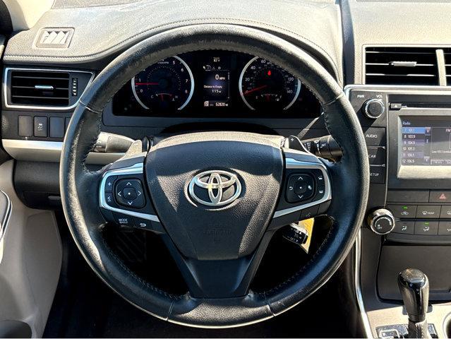 Photo of 2016 Midnight Black Metallic Toyota Camry