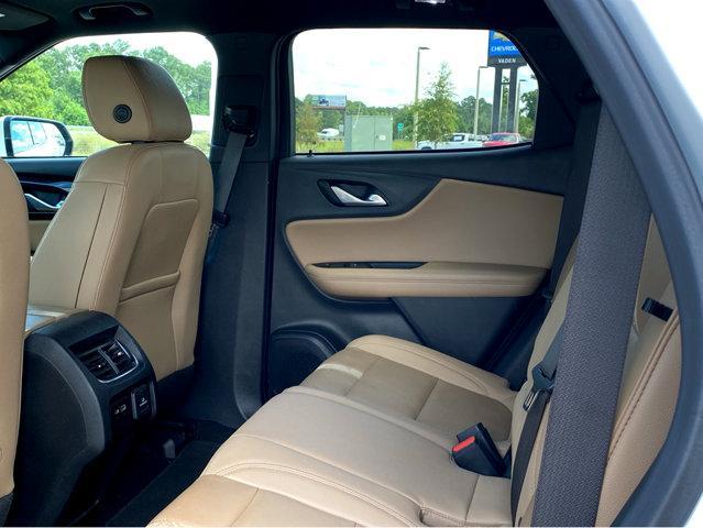 Photo of 2022 Iridescent Pearl Tricoat Chevrolet Blazer