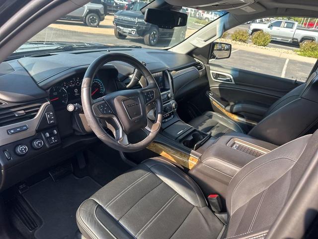Photo of 2017 Onyx Black GMC Yukon