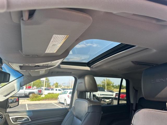 Photo of 2017 Onyx Black GMC Yukon