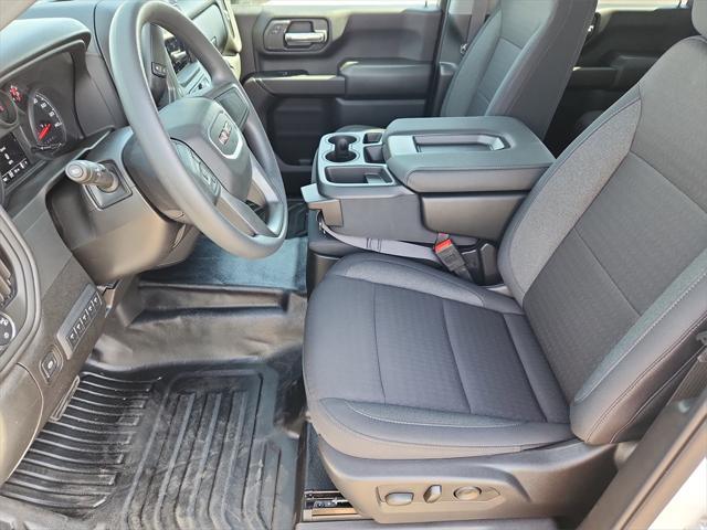 Photo of 2025 Summit White GMC Sierra 3500