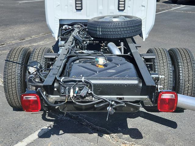 Photo of 2025 Summit White GMC Sierra 3500