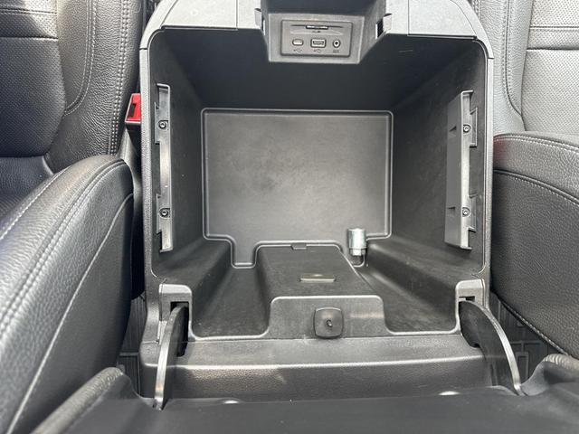 Photo of 2020 Carbon Black Metallic GMC Sierra 1500