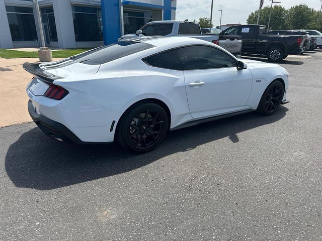 Photo of 2024 Oxford White Ford Mustang