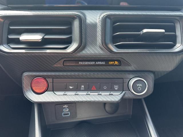 Photo of 2024 Oxford White Ford Mustang