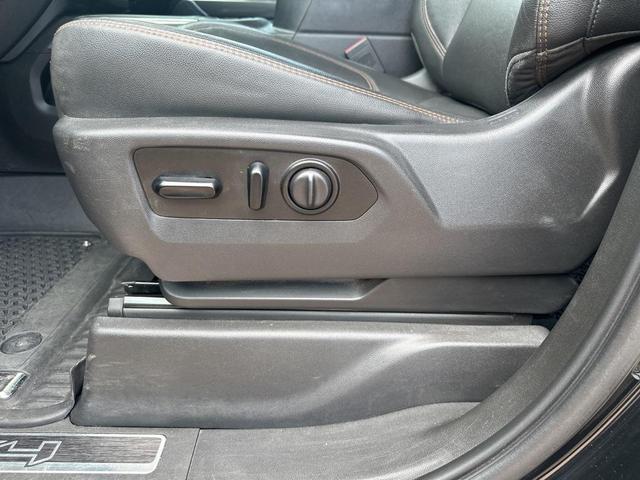 Photo of 2021 Onyx Black GMC Sierra 2500