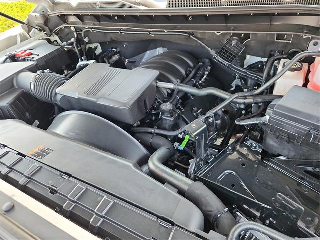 Photo of 2025 Summit White GMC Sierra 2500