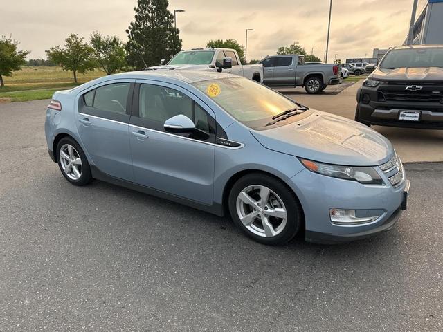 Photo of 2013 Silver Topaz Metallic Chevrolet Volt