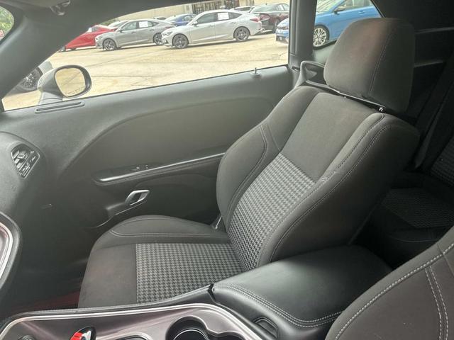 Photo of 2022 Granite Pearlcoat Dodge Challenger