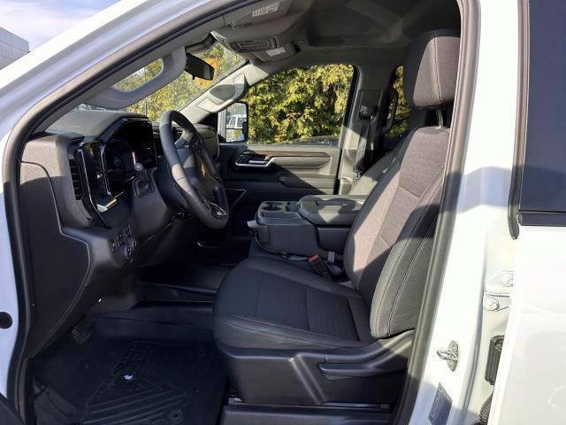 Photo of 2024 Summit White Chevrolet Silverado 2500
