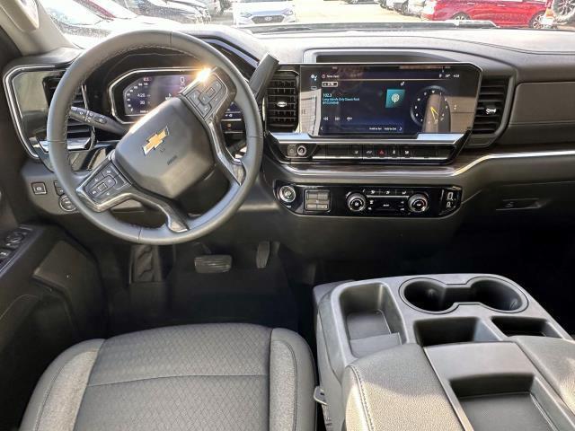 Photo of 2024 Summit White Chevrolet Silverado 2500