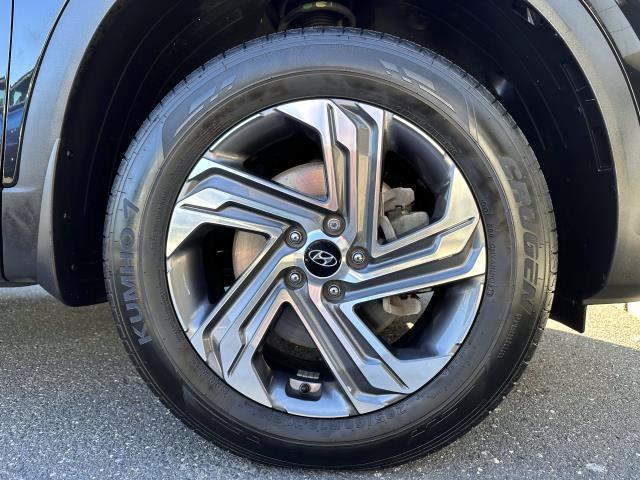Photo of 2023 Twilight Black Hyundai SANTA FE