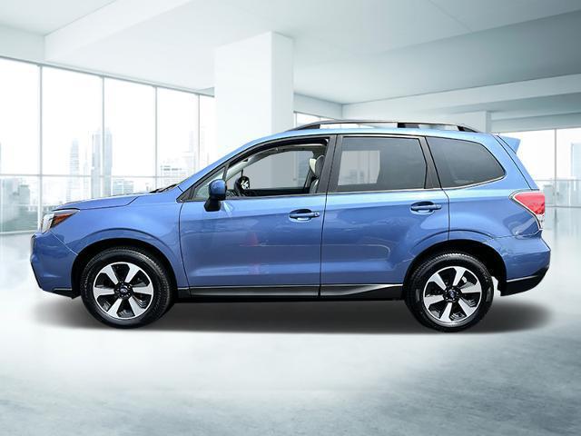 Photo of 2018 Quartz Blue Pearl Subaru Forester