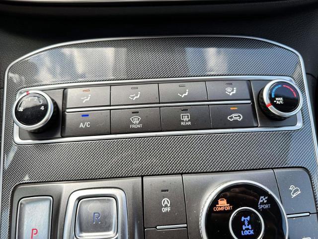 Photo of 2022 Quartz White Hyundai SANTA FE