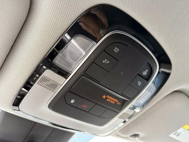 Photo of 2022 Quartz White Hyundai SANTA FE