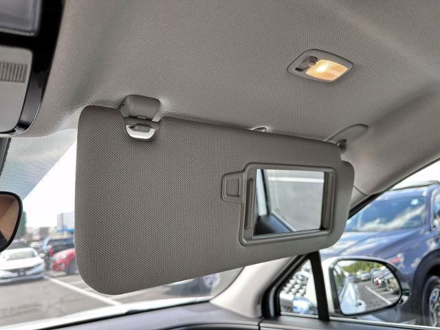 Photo of 2022 Quartz White Hyundai SANTA FE