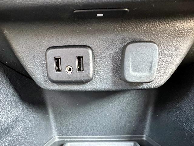 Photo of 2023 Northsky Blue Metallic Chevrolet Traverse