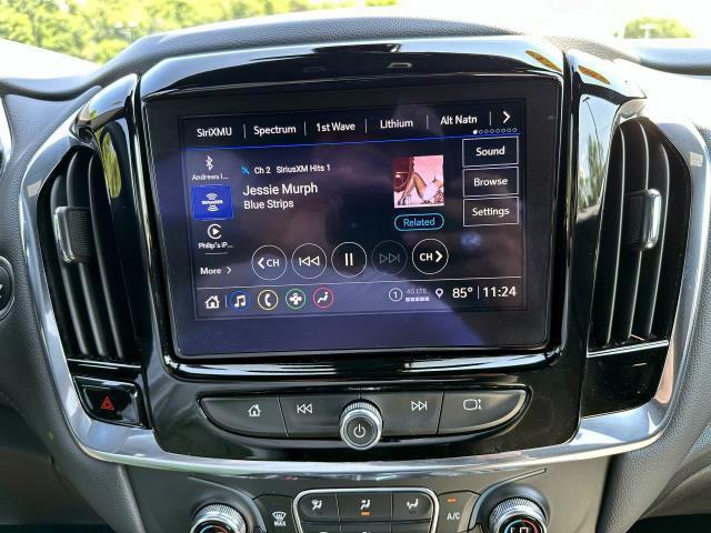 Photo of 2023 Northsky Blue Metallic Chevrolet Traverse