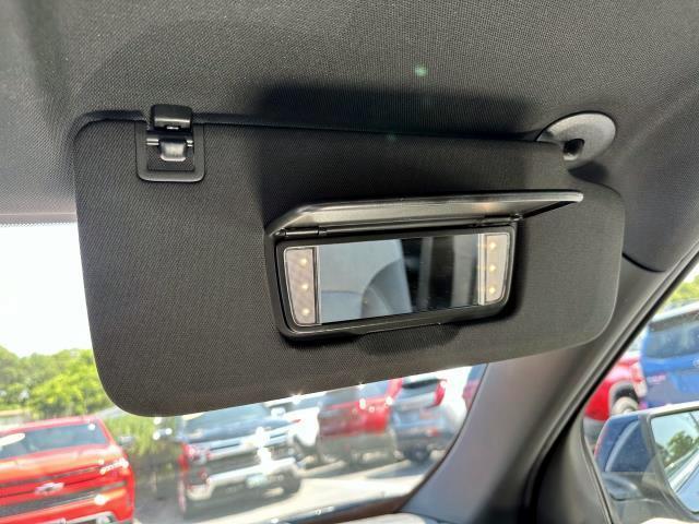 Photo of 2023 Northsky Blue Metallic Chevrolet Traverse