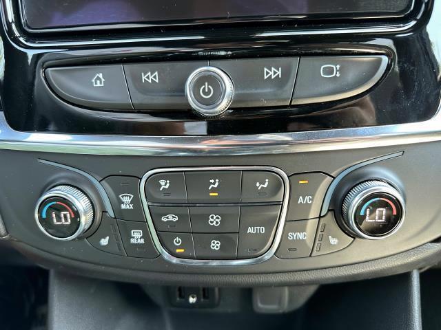 Photo of 2023 Northsky Blue Metallic Chevrolet Traverse