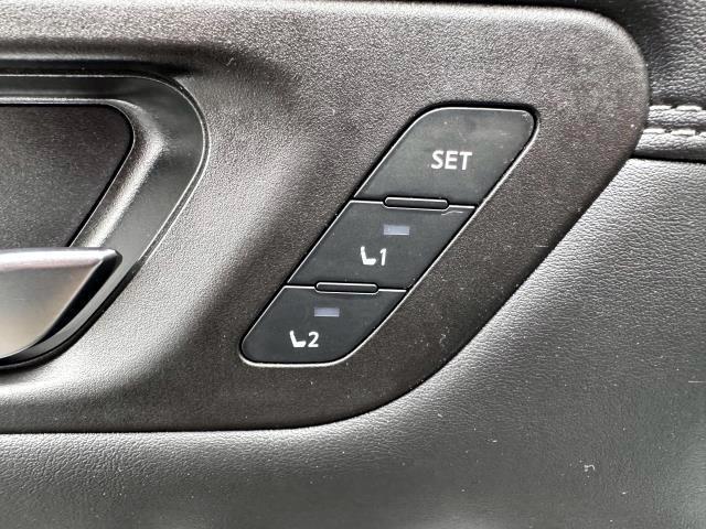 Photo of 2022 Scarlet Ember Nissan Pathfinder