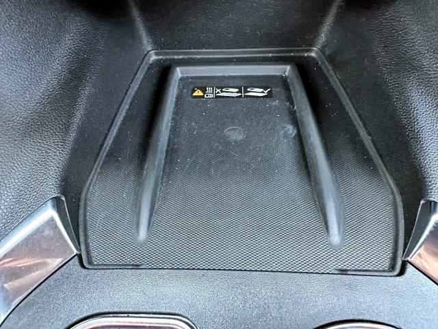 Photo of 2023 Mosaic Black Metallic Chevrolet Traverse