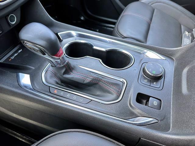 Photo of 2023 Mosaic Black Metallic Chevrolet Traverse
