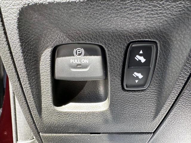 Photo of 2019 Delmonico Red Pearlcoat RAM 1500