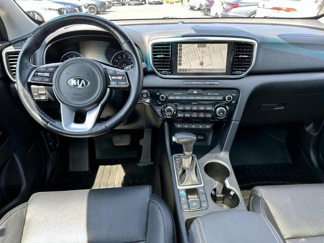 Photo of 2022 Black Cherry Kia Sportage