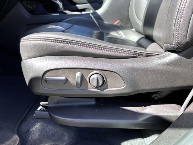 Photo of 2022 Mosaic Black Metallic Chevrolet Traverse