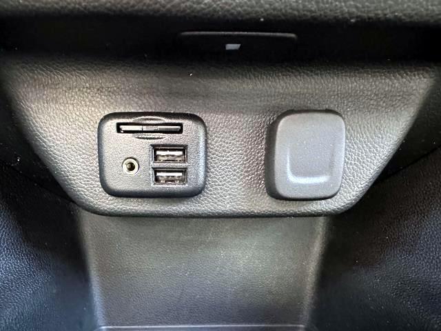 Photo of 2022 Mosaic Black Metallic Chevrolet Traverse