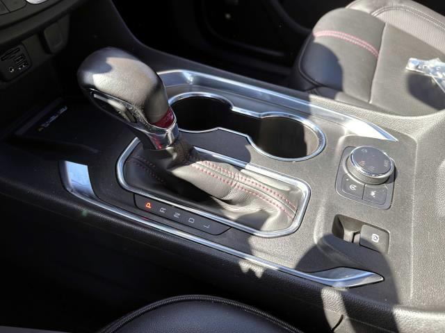 Photo of 2022 Mosaic Black Metallic Chevrolet Traverse