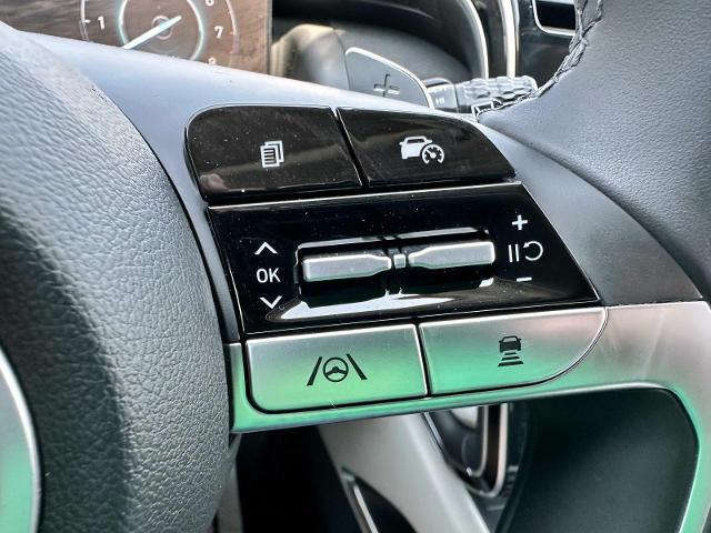 Photo of 2022 Shimmering Silver Hyundai TUCSON Hybrid