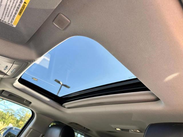 Photo of 2018 Iridescent Pearl Tricoat Chevrolet Tahoe