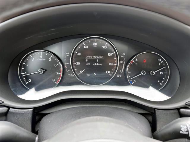 Photo of 2022 Snowflake White Pearl Mazda CX-30