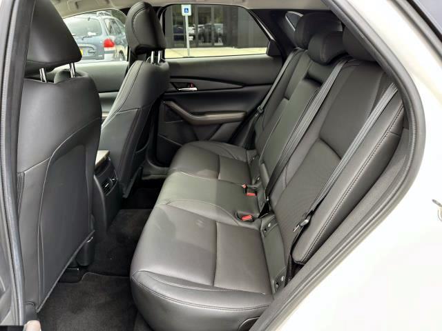 Photo of 2022 Snowflake White Pearl Mazda CX-30