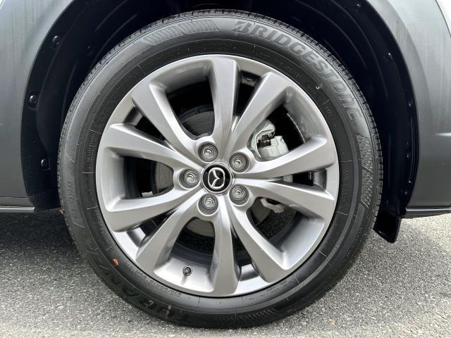 Photo of 2022 Snowflake White Pearl Mazda CX-30