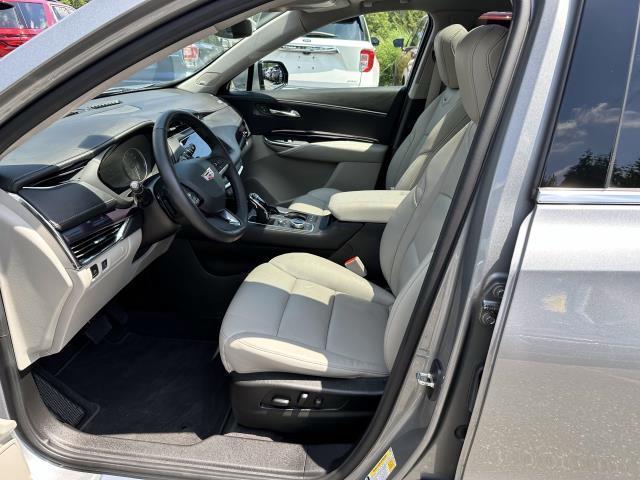Photo of 2023  Cadillac XT4