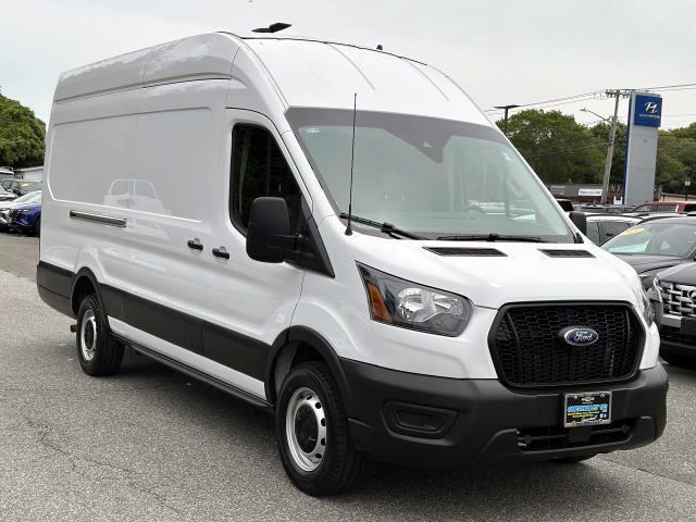 Photo of 2023 Oxford White Ford Transit-350