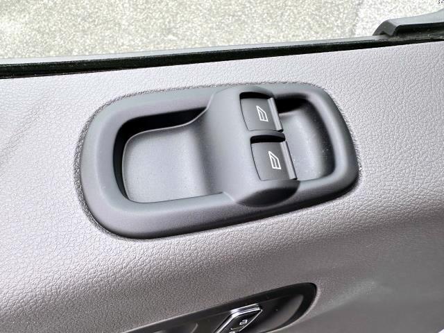 Photo of 2023 Oxford White Ford Transit-350