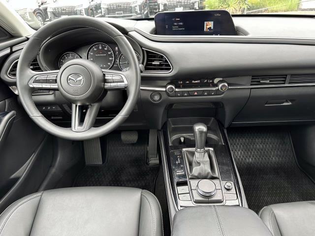 Photo of 2022 Snowflake White Pearl Mazda CX-30