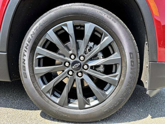 Photo of 2023 Radiant Red Chevrolet Traverse