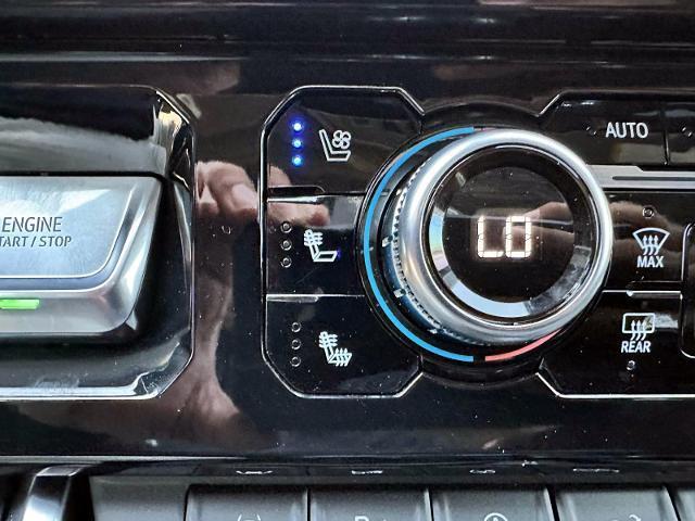 Photo of 2024 Onyx Black GMC Sierra 1500