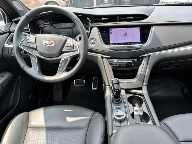 Photo of 2022 Stellar Black Metallic Cadillac XT5