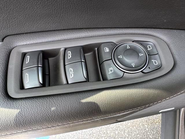 Photo of 2022 Stellar Black Metallic Cadillac XT5
