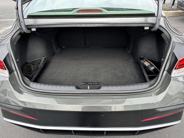 Photo of 2024 Gray Hyundai ELANTRA