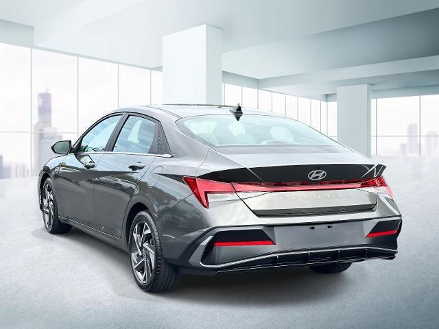 Photo of 2024 Gray Hyundai ELANTRA