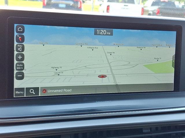 Photo of 2022 Glacial White Pearl Kia Telluride